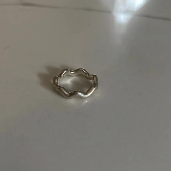Tiffany & Co wavy ring - Picture 1 of 6